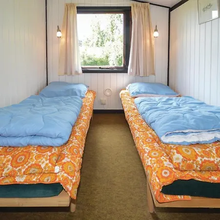 Three-bedroom Holiday In Prasto Dom wakacyjny