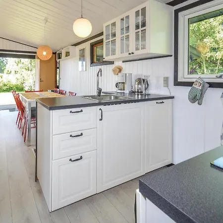Three-bedroom Holiday In Prasto Dom wakacyjny