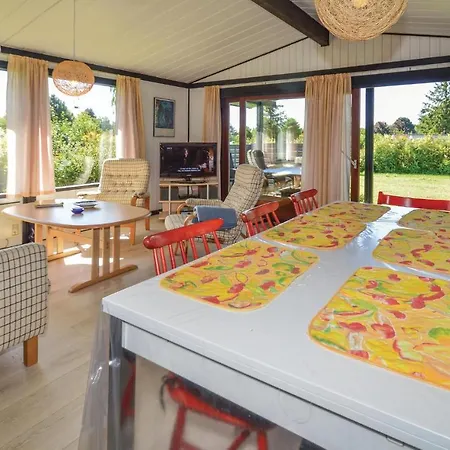 Dom wakacyjny Three-bedroom Holiday In Prasto